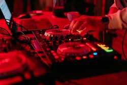 ������ �� ������� DJ ������ ��������